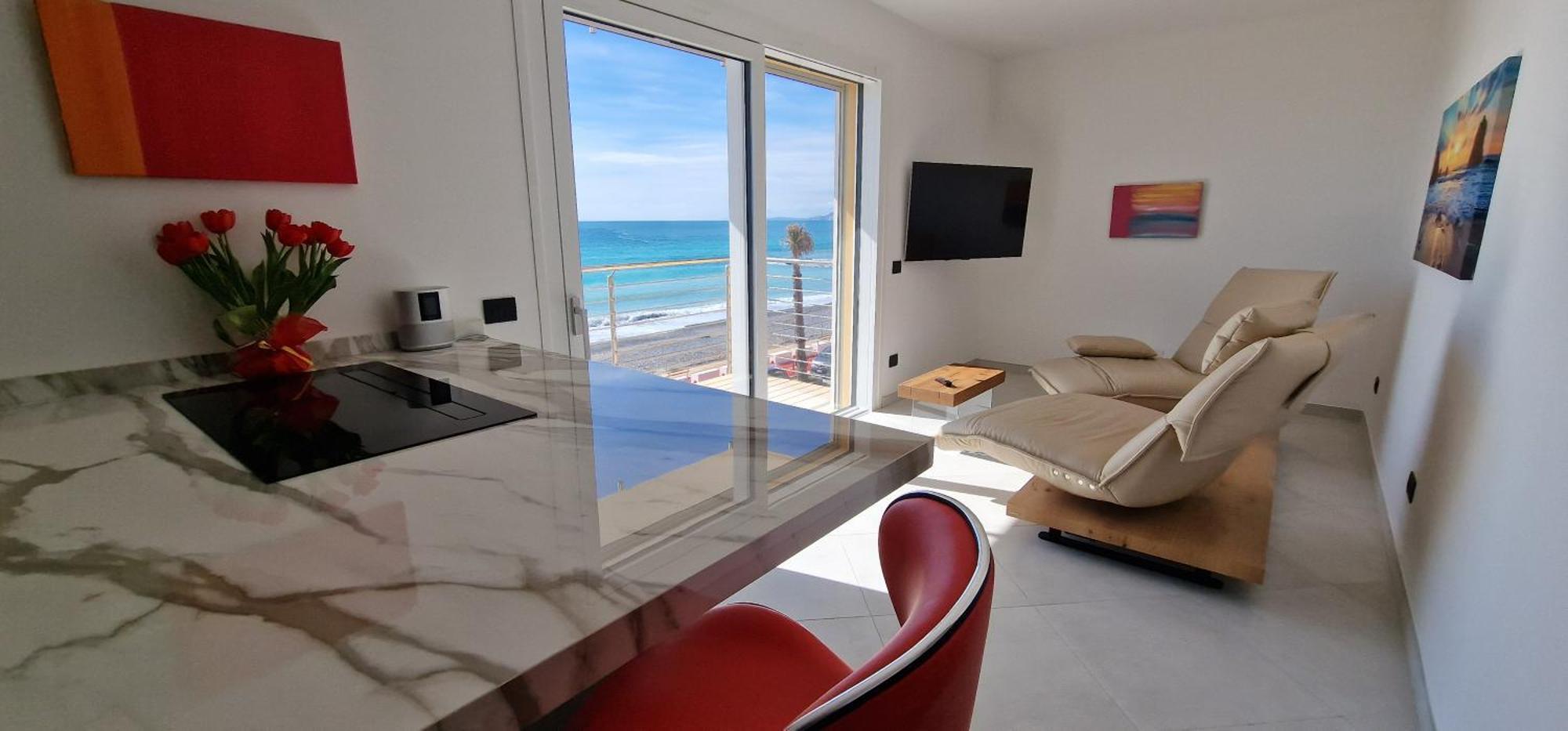 Mare Blu Apartment Ventimiglia Bagian luar foto