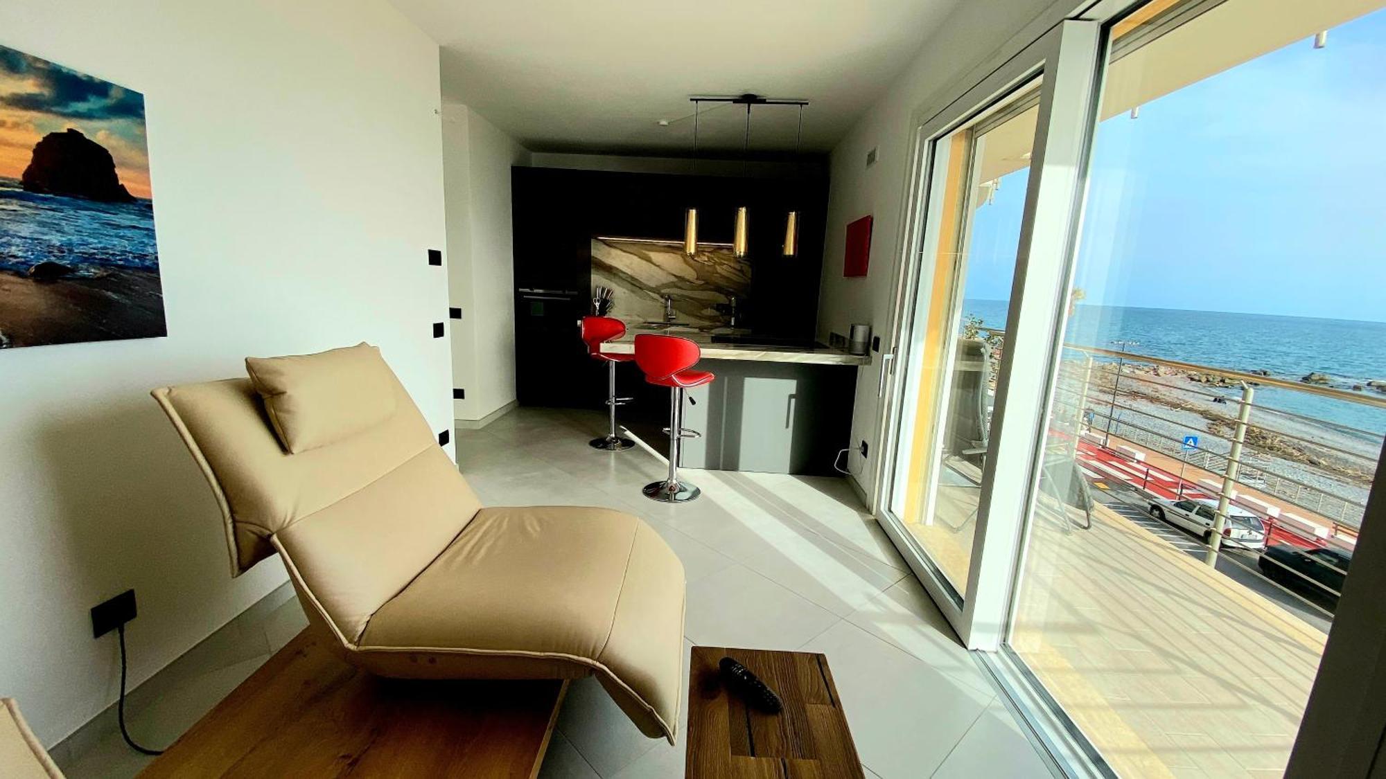 Mare Blu Apartment Ventimiglia Bagian luar foto