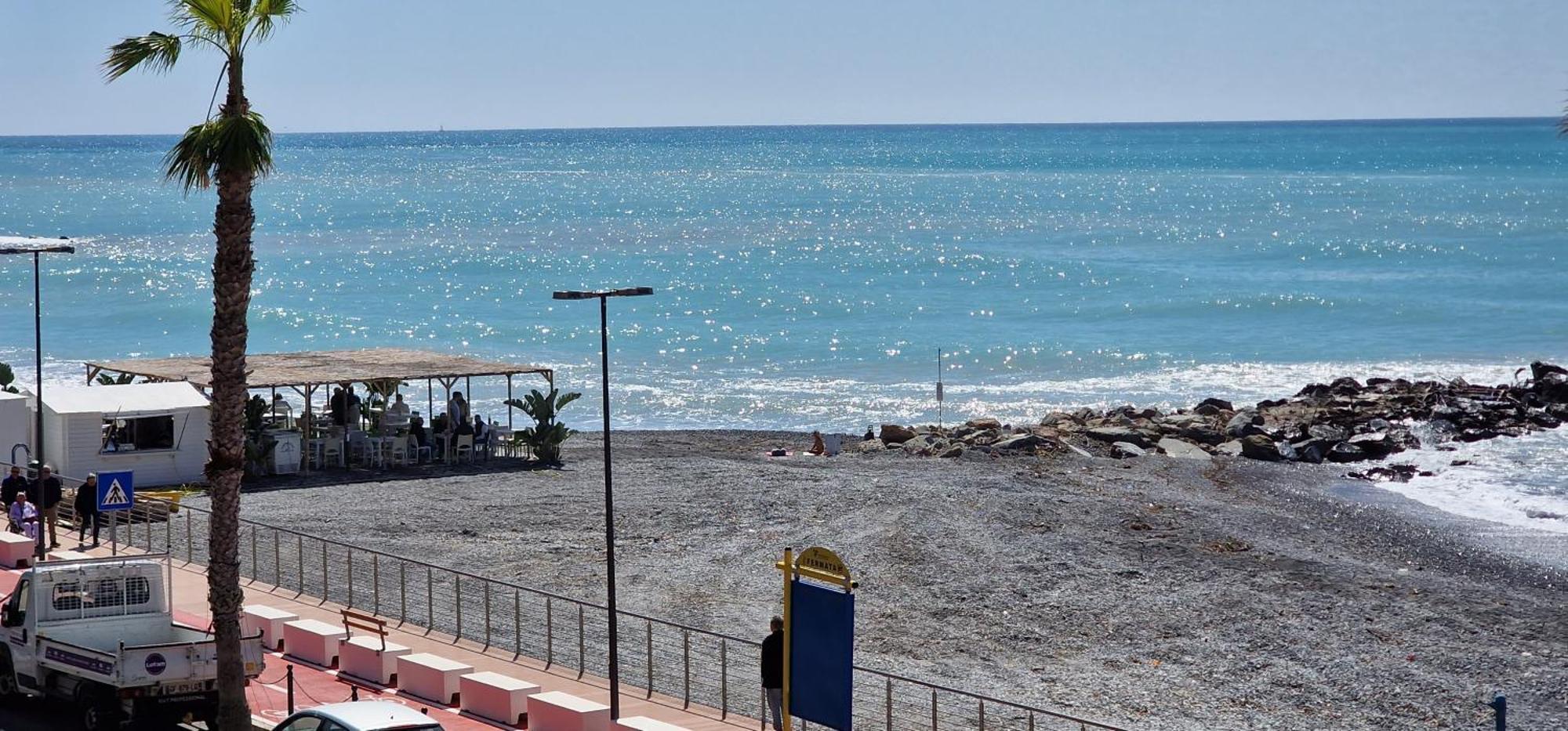 Mare Blu Apartment Ventimiglia Bagian luar foto