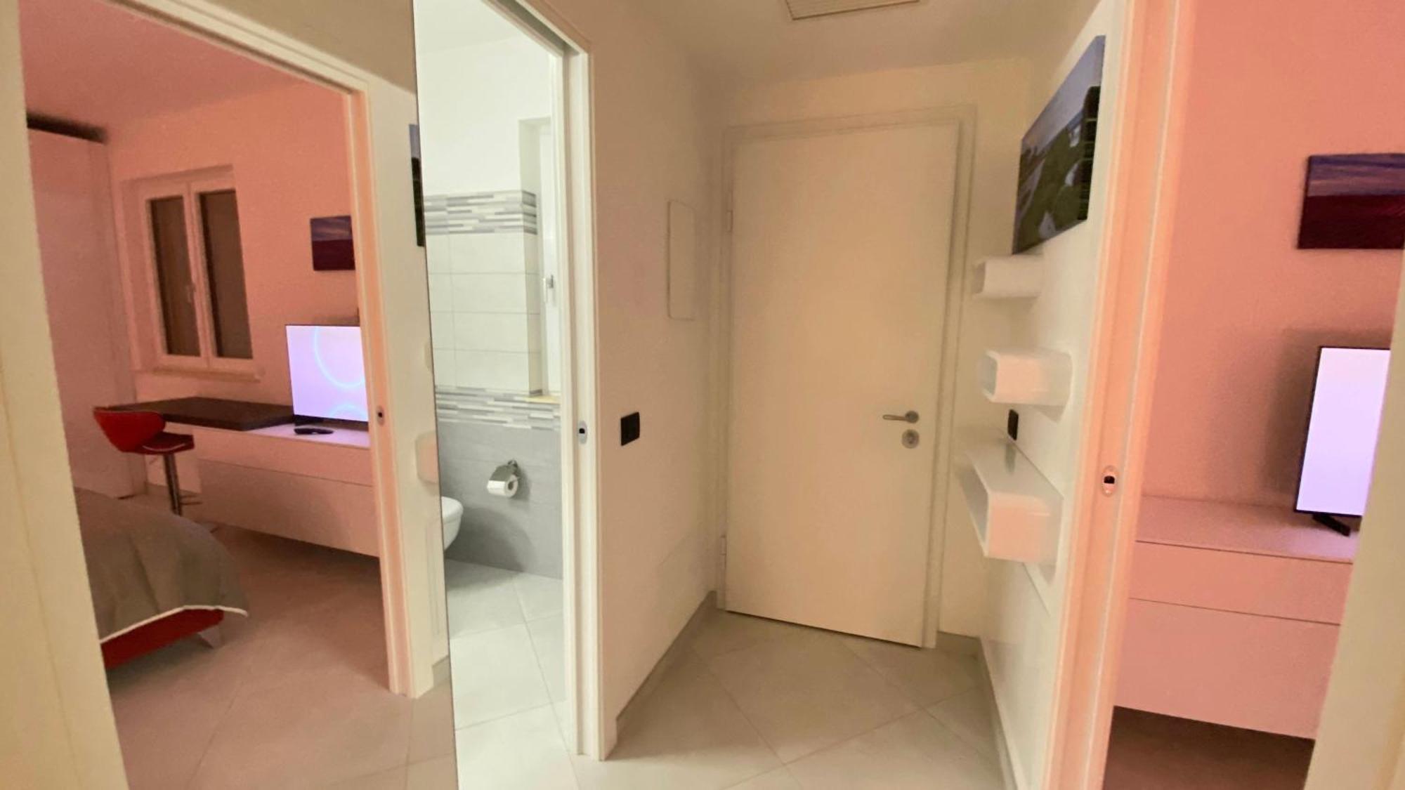 Mare Blu Apartment Ventimiglia Bagian luar foto